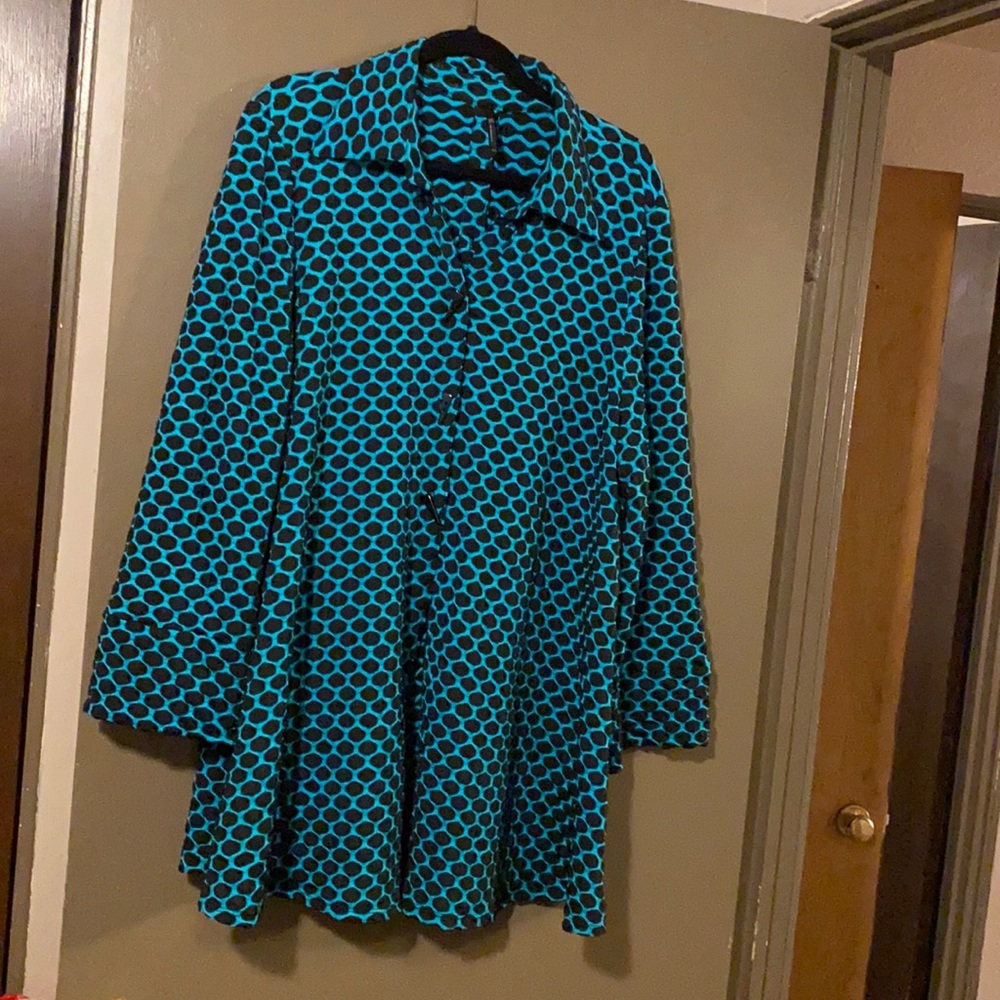 Fancy teal and black top
